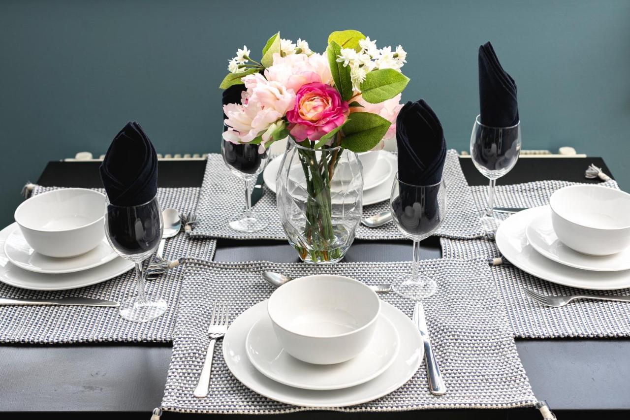 Lovely Brighton Apartments Moments Away From Royal Pavilion Exteriör bild